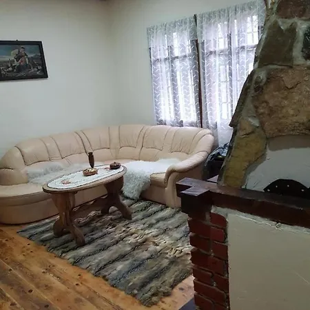 Konaciste Mali Izvor Casa vacanze *