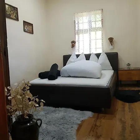 בית נופש Konaciste Mali Izvor Boljevac