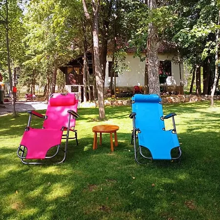 Konaciste Mali Izvor *